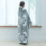 【LINE登録で20%OFF】大人気!とろけるフランネル 着る電気毛布 curun クルン エルク柄 - KURASHI NO KATACHI